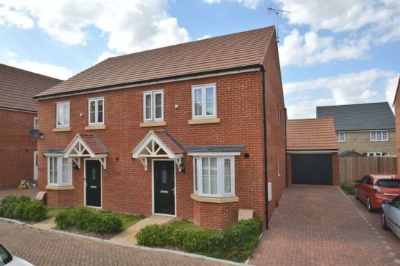 3 Bedroom Semi-Detac...